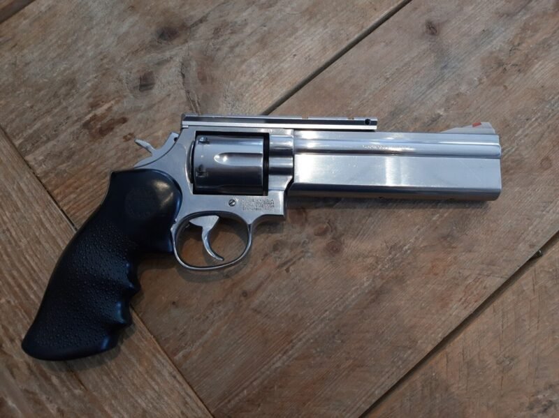 smith wesson smith wesson 686 2 occasion 1.jpg